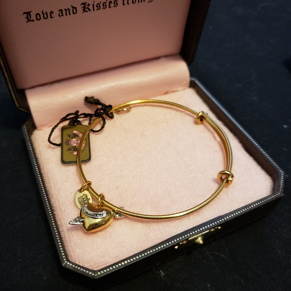 Juicy Couture Bow & Arrow Wish Bangle